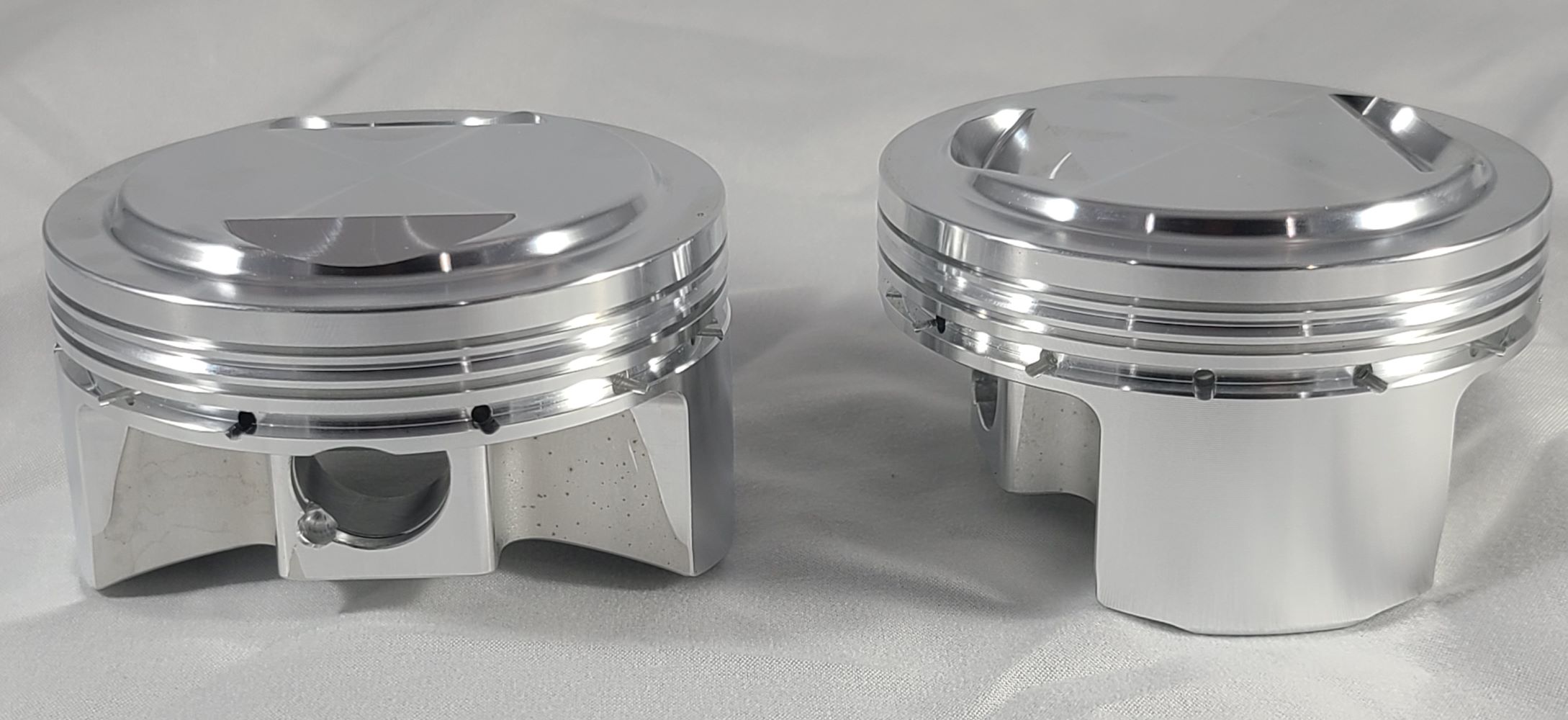 Forged racing pistons